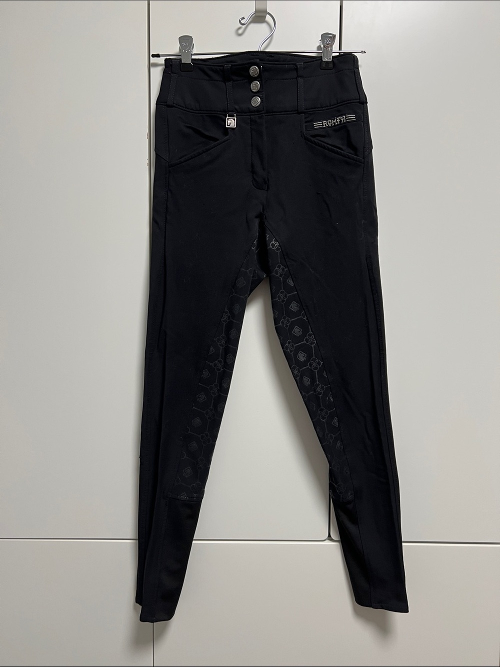 Romfh Black Skinny Women’s Riding Jeans with Subtle Knee Grip